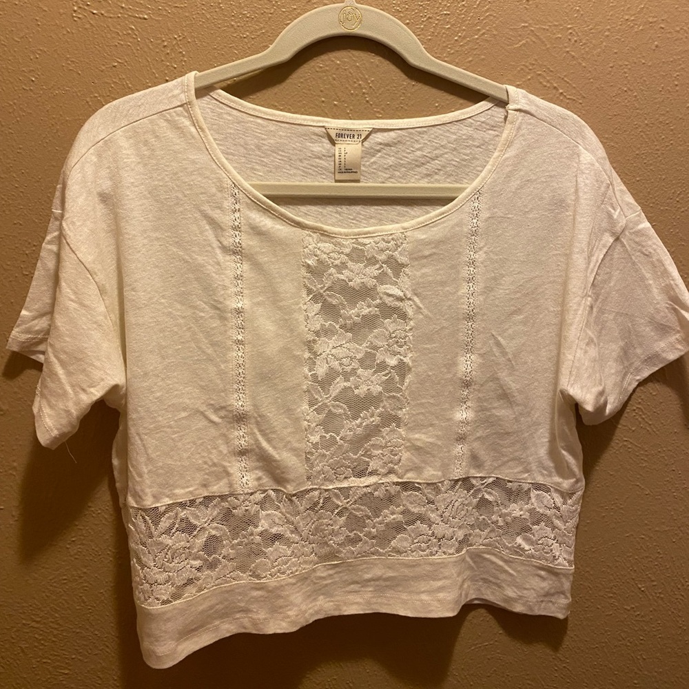 Forever 21 T-shirt